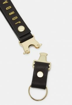 Jordan LUXE LANYARD - Llavero - Black/metallic/goldcolred , Hombre -Jordan Tienda Oficial bd1d8d94f5dc4f359e7a774584804f11