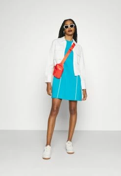 Jordan ESSEN DRESS - Vestido Ligero - Blue Lagoon, Mujer -Jordan Tienda Oficial bfb8f938710e442aa43ac8473ee29279