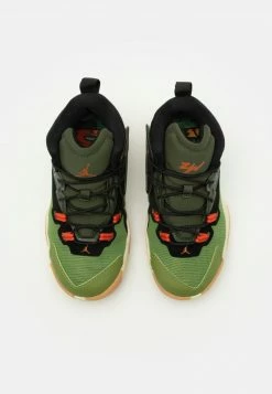 Jordan ZION 1 UNISEX - Zapatillas De Baloncesto - Carbon Green/black/asparagus/beach/light Brown/university Red , Unisexo -Jordan Tienda Oficial c1e0778b7450418cae6d1b47f8fd04c1