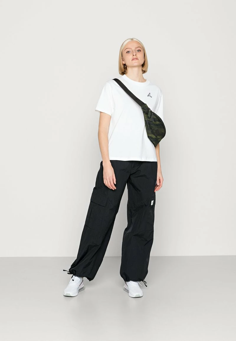 Jordan ESSEN TEE CORE - Camiseta Básica - White , Mujer 4 Jordan ESSEN TEE CORE - Camiseta Básica - White , Mujer - Imagen 2