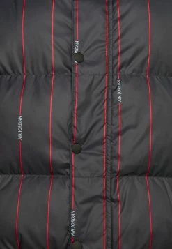 Jordan PUFF CORE - Chaqueta De Invierno - Black/varsity Red , Mujer -Jordan Tienda Oficial c52c584f580648e4beb1b78596a8216f