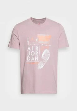 Jordan BRAND CREW - Camiseta Estampada - Plum Fog , Hombre -Jordan Tienda Oficial c743c98b3b0f460681681dccd8462725