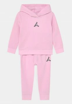 Jordan ESSENTIALS SET UNISEX - Chándal - Pink Foam, Niños