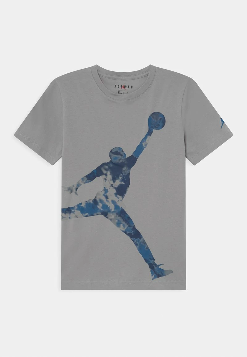 Jordan ICE DYE JUMBO JUMPMAN - Camiseta Estampada - Light Smoke Gray , Niños 3 Jordan ICE DYE JUMBO JUMPMAN - Camiseta Estampada - Light Smoke Gray , Niños