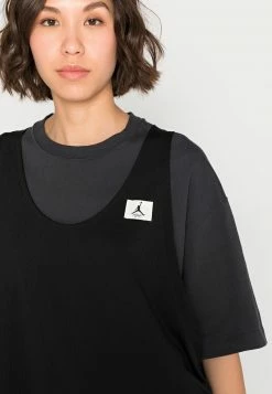 Jordan DRESS - Vestido Ligero - Dk Smoke Grey / Black , Mujer -Jordan Tienda Oficial d7bbfdb1c0a042fc9346aa6be15c985f