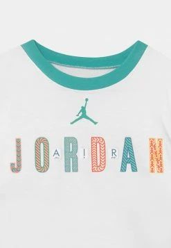 Jordan GIRLS SET - Shorts - Bleached Coral , Niños -Jordan Tienda Oficial db81a2134ac74323ba1c23e0e3893474