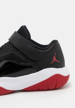 Jordan 11 CMFT LOW UNISEX - Zapatillas De Baloncesto - Black/white/gym Red, Unisexo 13 Jordan 11 CMFT LOW UNISEX - Zapatillas De Baloncesto - Black/white/gym Red, Unisexo -Jordan Tienda Oficial e27ca315046d4a68868a243c65f94f5d