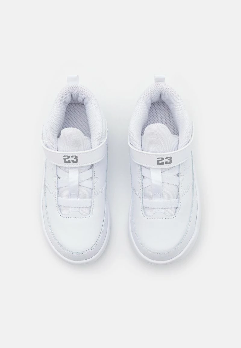 Jordan MAX AURA 3 UNISEX - Zapatillas De Baloncesto - White/metallic Silver, Unisexo 6 Jordan MAX AURA 3 UNISEX - Zapatillas De Baloncesto - White/metallic Silver, Unisexo - Imagen 4