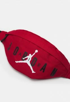 Jordan AIR CROSSBODY BAG - Riñonera - Gym Red , Hombre -Jordan Tienda Oficial e7e1fd501bda43c5a1ffa8887aa10c46