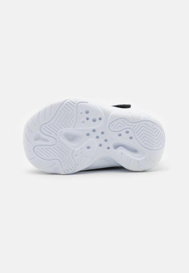 Jordan 11 CMFT LOW UNISEX - Zapatillas De Baloncesto - Black/white/dark Marina Blue , Unisexo 7 Jordan 11 CMFT LOW UNISEX - Zapatillas De Baloncesto - Black/white/dark Marina Blue , Unisexo - Imagen 5