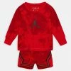 JORDAN HERITAGE SET - Pantalones Deportivos - Red, Niños -Jordan Tienda Oficial ebd0f52c3b8c4f408e409e2b5ef7df7a