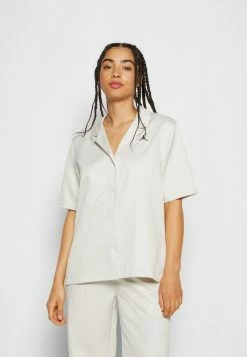 Jordan HERITAGE - Camisa - Light Orewood , Mujer -Jordan Tienda Oficial ec8fe005cfeb440b9298870d365e9816