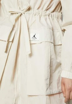 Jordan ESSEN - Parka - Orewood , Mujer -Jordan Tienda Oficial ed0b7e8a65b84bbc8013b84eb91d94e8