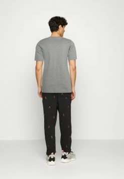 Jordan GAME CREW - Camiseta Estampada - Carbon Heather , Hombre -Jordan Tienda Oficial ef8aef7271494cfca306ee3968480313