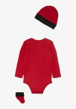 Jordan JUMPMAN SET UNISEX - Gorro - Gym Red , Niños 7 Jordan JUMPMAN SET UNISEX - Gorro - Gym Red , Niños -Jordan Tienda Oficial efb4c1bb5dc94662b9dc714deb28cd9a