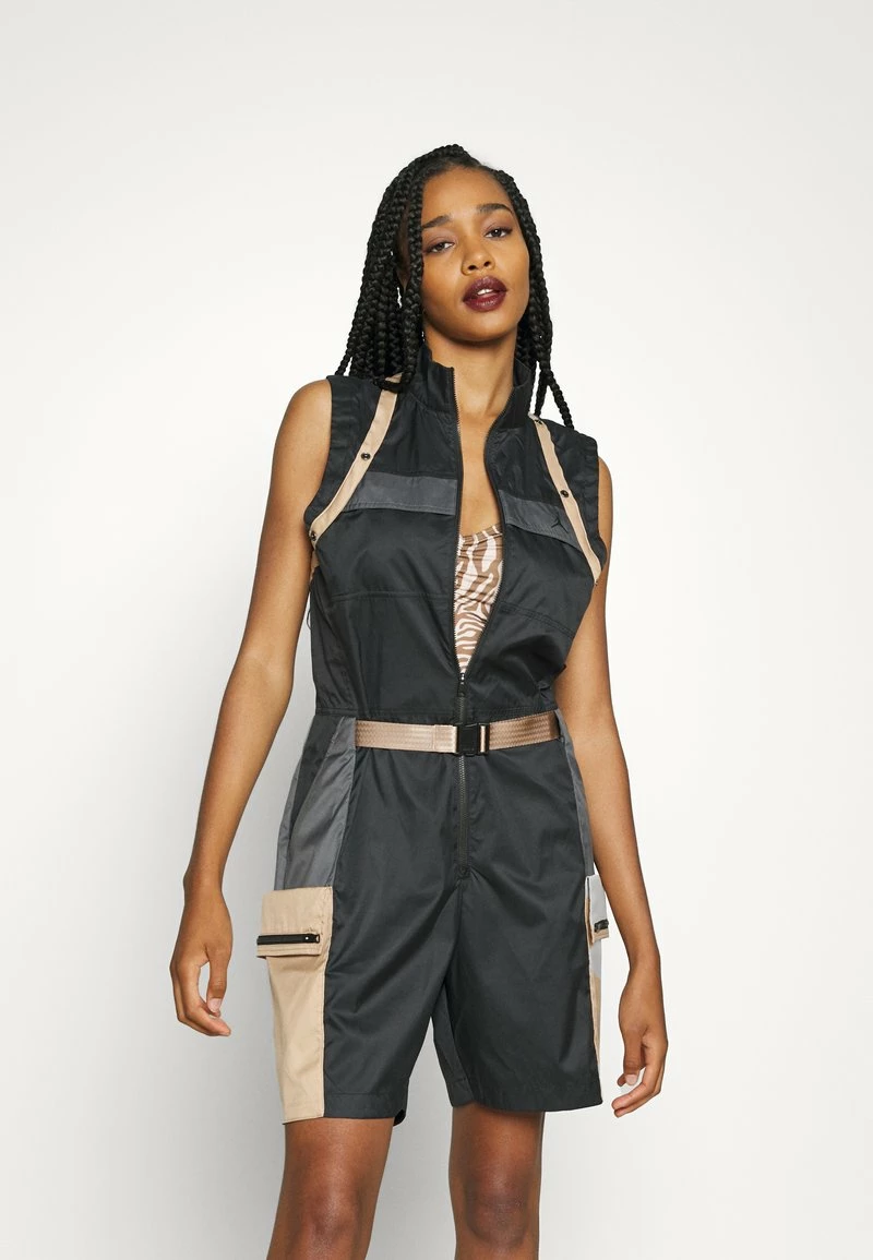 Jordan NEXT UTILITY - Mono - Black/iron Grey/hemp, Mujer 8 Jordan NEXT UTILITY - Mono - Black/iron Grey/hemp, Mujer - Imagen 6