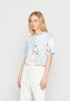 Jordan HER TEE CORE - Camiseta Estampada - Celestine Blue , Mujer