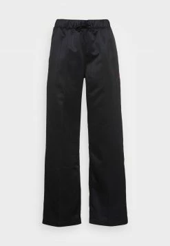 Jordan HERITAGE PANT - Pantalones - Black , Mujer -Jordan Tienda Oficial f8e9aeeb03474759b43a4502d83a96fb