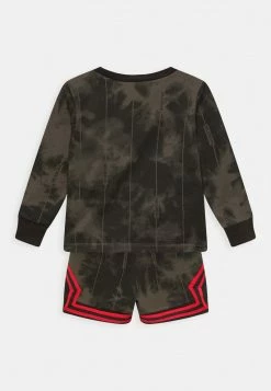 JORDAN HERITAGE SET - Pantalones Deportivos - Black , Niños -Jordan Tienda Oficial fef5a435407442a4b5115d959de26727