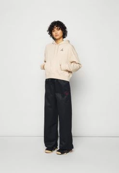 Jordan CORE - Jersey Con Capucha - Sanddrift , Mujer 15 Jordan CORE - Jersey Con Capucha - Sanddrift , Mujer -Jordan Tienda Oficial ff25b94efb7c463a88b28e43c2d20820